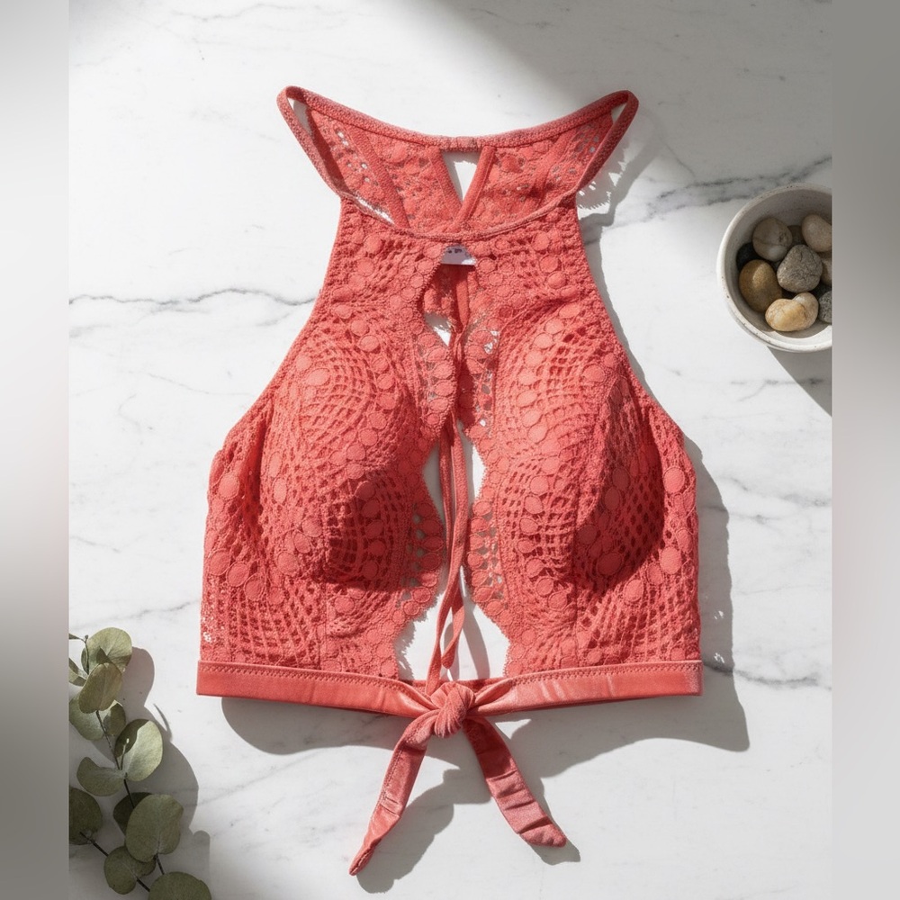 Women’s Peachy Pink Victorias Secret Bra